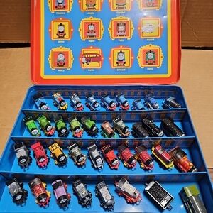 Thomas & Friends Train Tank Engine - MINIS x37 with Storage Case -